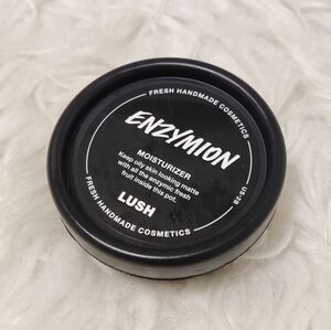 Lush enzymion moisturizer